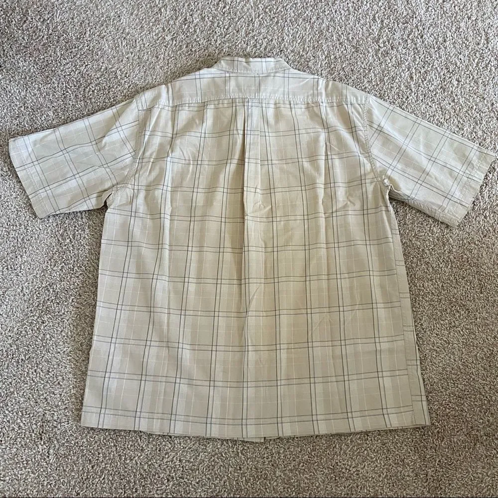 Calvin Klein Button Up Top - Picture 4 of 4